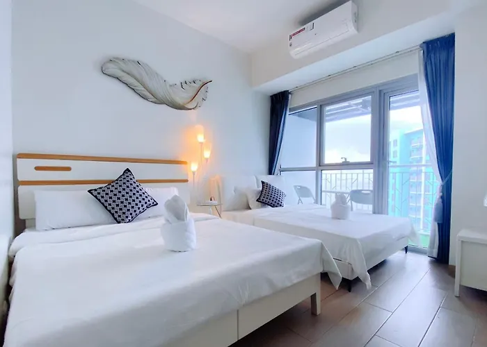 Luxurious Modern 2 Bedrooms Facing Bay Sunset, Airports, Okada, Solaire, Moa With Free Parking Apartment Manila