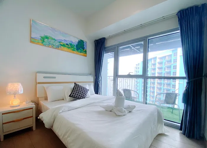 Luxurious Modern 2 Bedrooms Facing Bay Sunset, Airports, Okada, Solaire, Moa With Free Parking * Manila