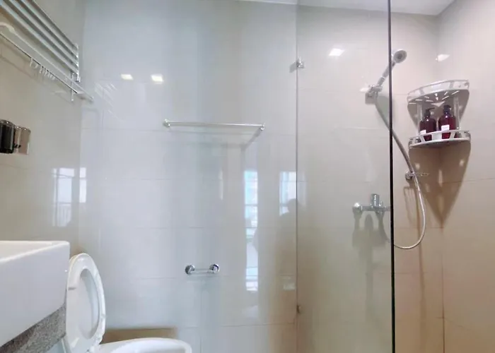 Apartment Luxurious Modern 2 Bedrooms Facing Bay Sunset, Airports, Okada, Solaire, Moa With Free Parking